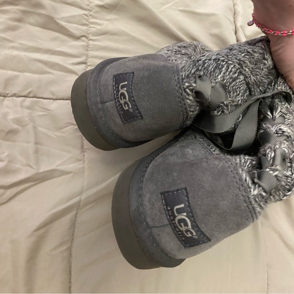 Ugg knitted boots - Picture 2 of 2